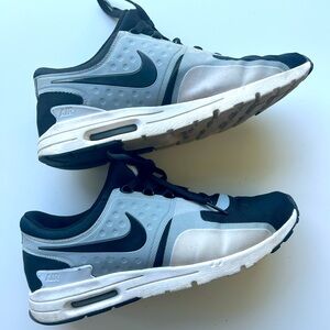 Nike Air Max Zero, sz 9